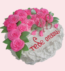 Праздничный торт круглой формы с украшением из роз и цифрой 18